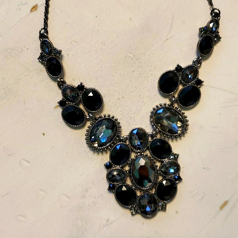 🎄🎁❤🕎 Statement necklace
